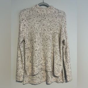 Perfect winter sweater! 💜🩷💙